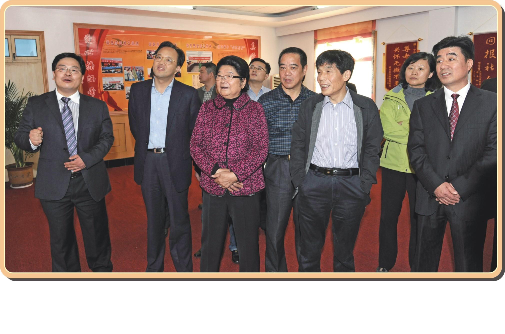 国家、省、市领导关心“中设”剪影